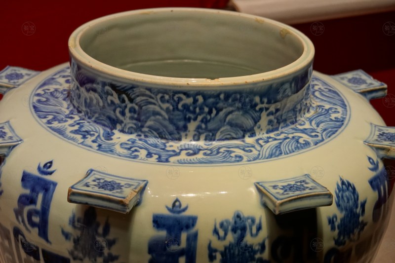 明宣德（1426-1435年） 青花兰札体梵文出戟法轮盖罐 - 图6