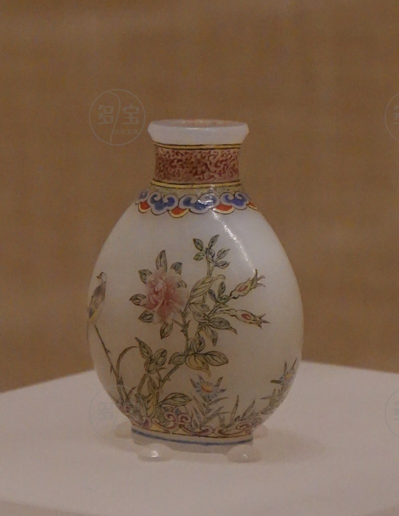清乾隆 玻璃胎画珐琅花鸟纹鼻烟壶 - 图3