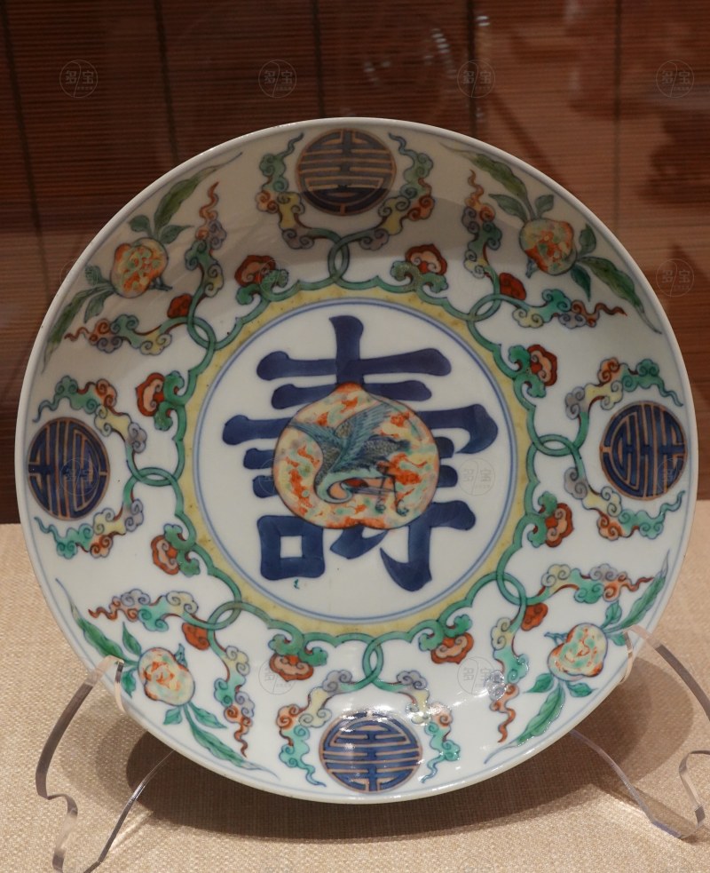 清康熙（1662-1722） 斗彩灵仙祝寿图盘