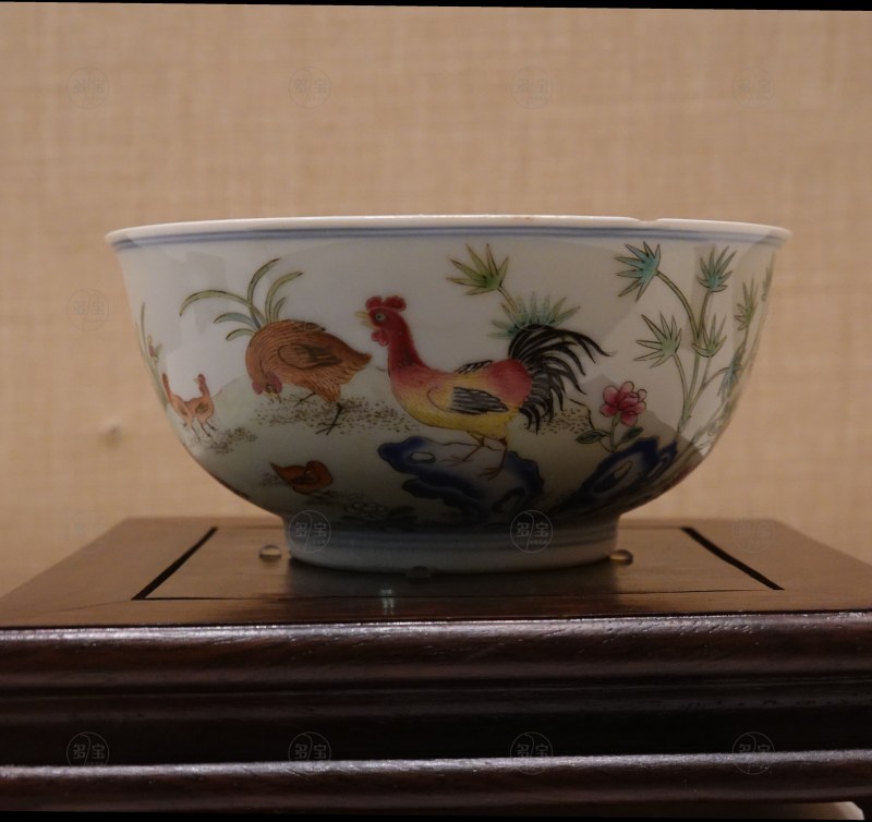 清乾隆（1736-1795） 粉彩鸡纹碗