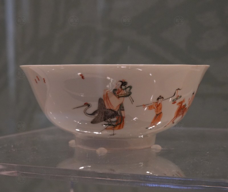 清康熙（1662-1722） 淡描红彩八仙图纹碗