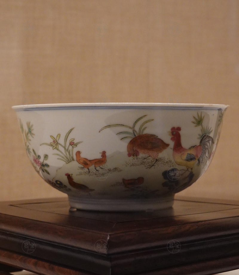 清乾隆（1736-1795） 粉彩鸡纹碗 - 图2