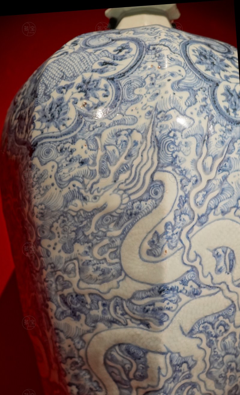 元代 青花海水龙纹八棱梅瓶 - 图3