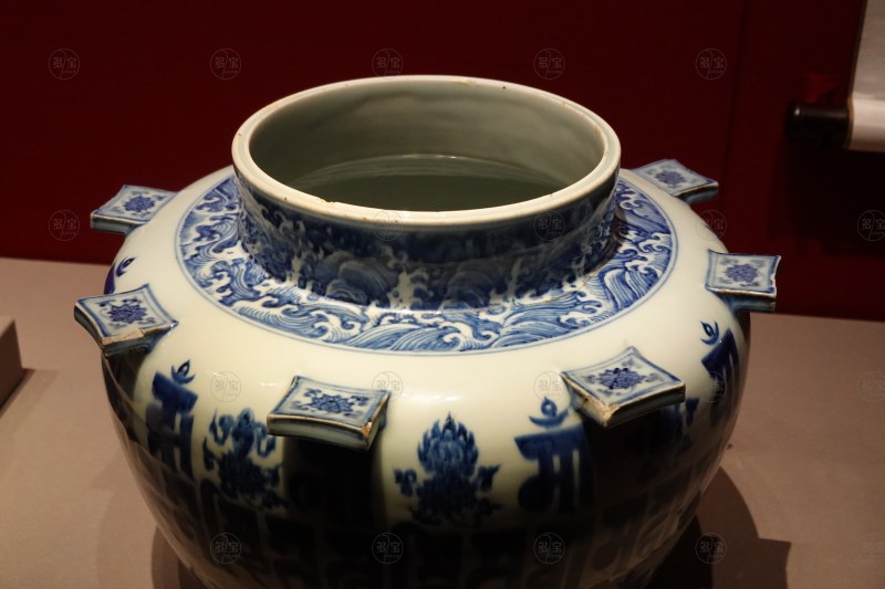 明宣德（1426-1435年） 青花兰札体梵文出戟法轮盖罐 - 图3