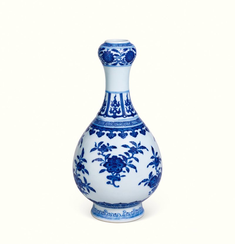 清乾隆青花折枝花卉纹蒜头瓶-多宝古瓷宝典