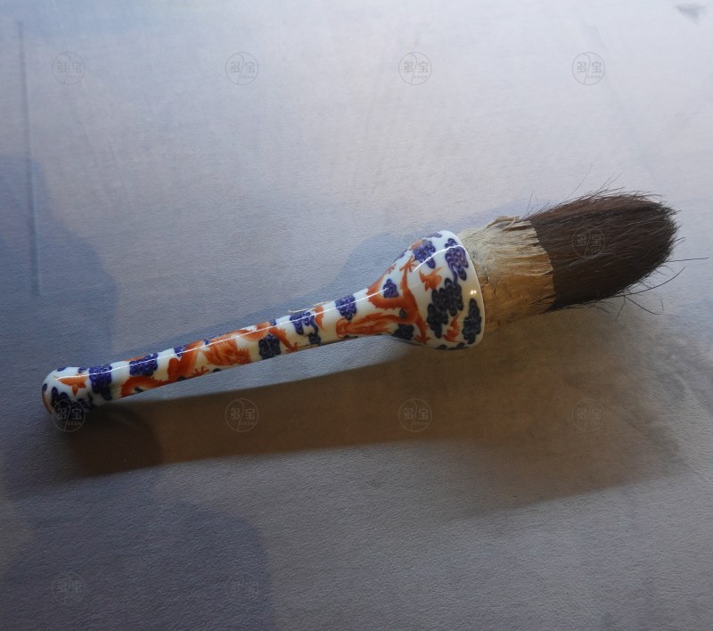 清乾隆 青花矾红彩云龙纹笔管