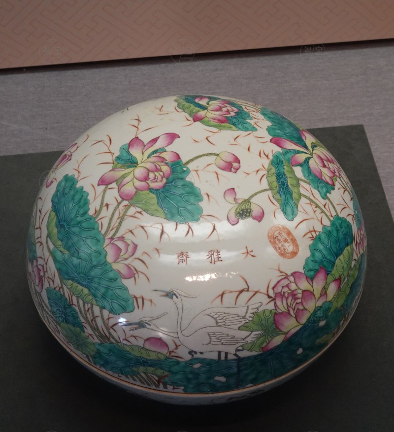 清光绪（1875-1908） 粉彩鹭鹭卧莲瓷盒 - 图3