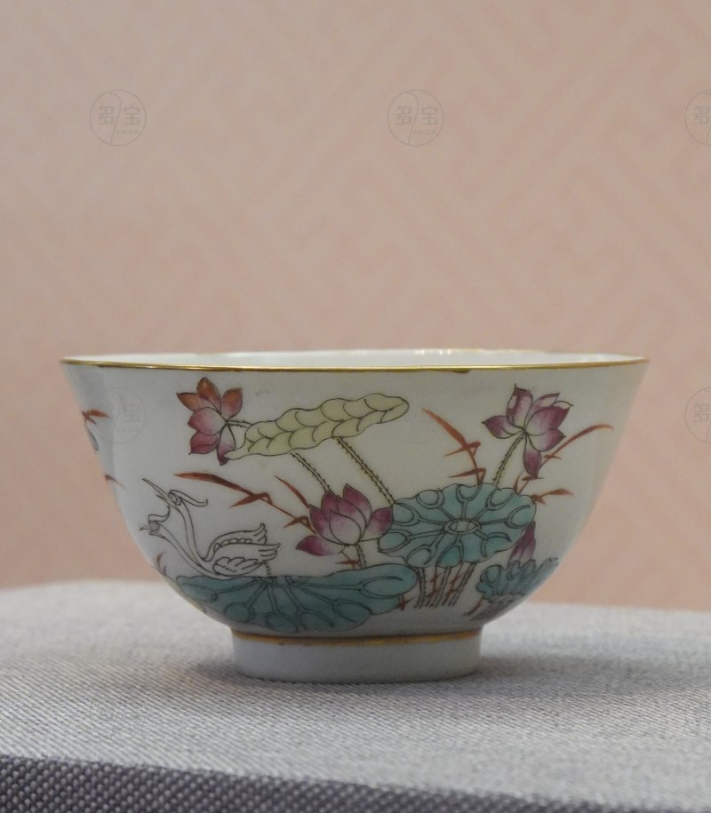 清光绪（1875-1908） 粉彩荷莲鹭鹭纹碗 - 图2