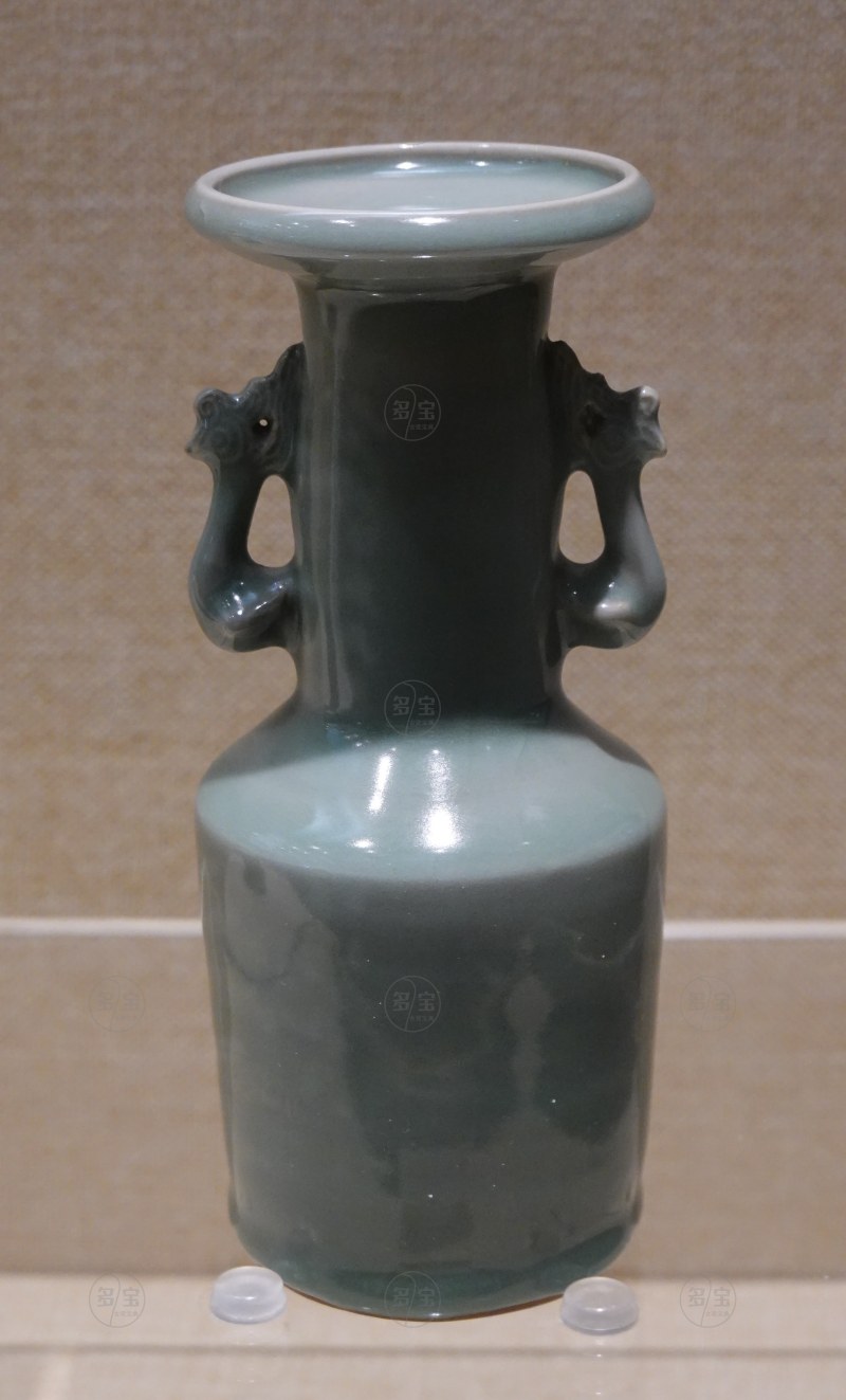 宋（960-1279） 龙泉窑青釉盘口双耳壶 - 图2