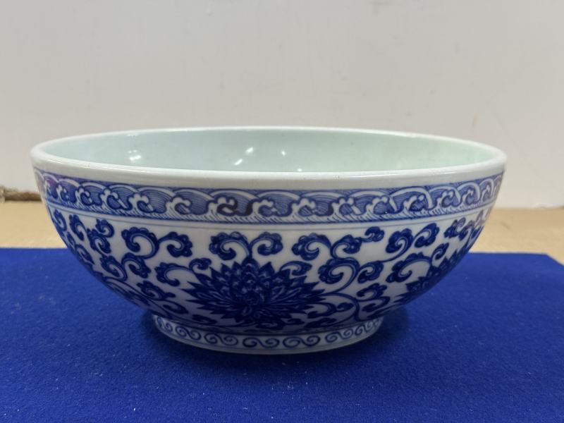 中国　大清雍正年製　青花纏枝花弁文皿　C　8131E 清雍正青花纏枝蓮紋大碗-多宝古瓷宝典