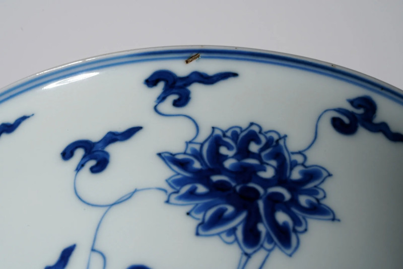 清康熙青花缠枝莲纹碗-多宝古瓷宝典