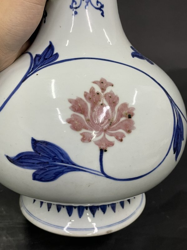 清康熙青花釉里红花卉纹长颈瓶-多宝古瓷宝典