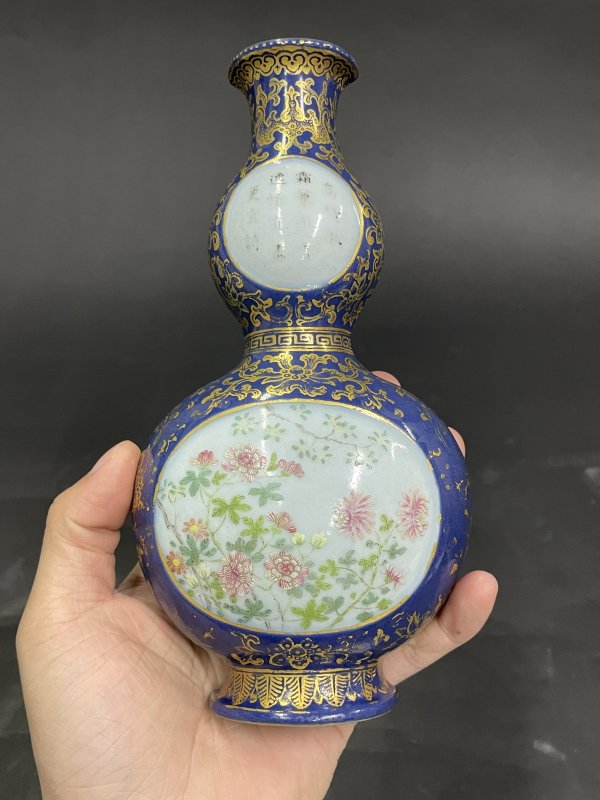 清乾隆霁蓝描金花卉御题诗文葫芦壁瓶-多宝古瓷宝典