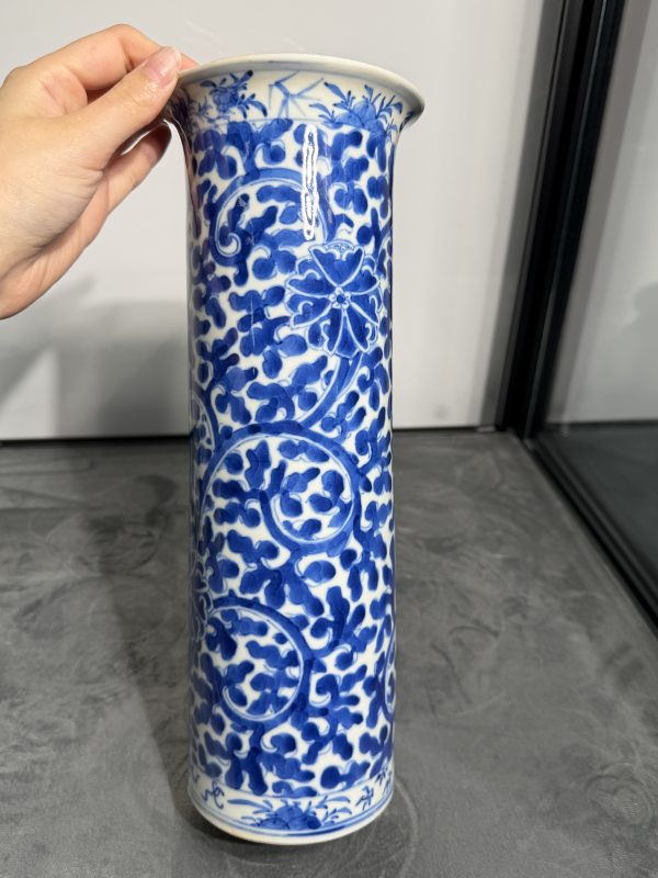 清晚期青花缠枝花卉纹帽筒 - 图2
