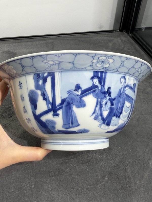 清康熙青花西厢记人物故事纹折沿碗 - 图7