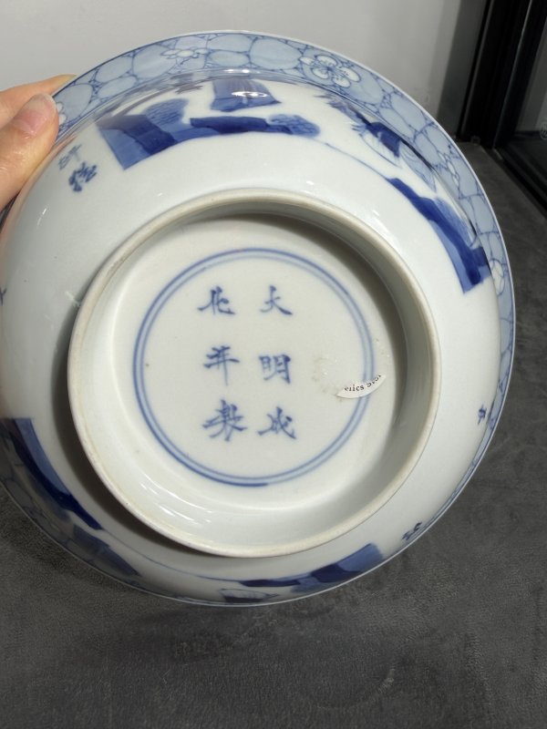 清康熙青花西厢记人物故事纹折沿碗 - 图10