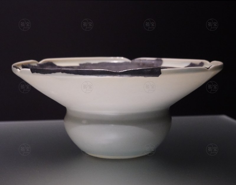 北宋（960-1127） 青白釉镶鏨花銀片渣斗