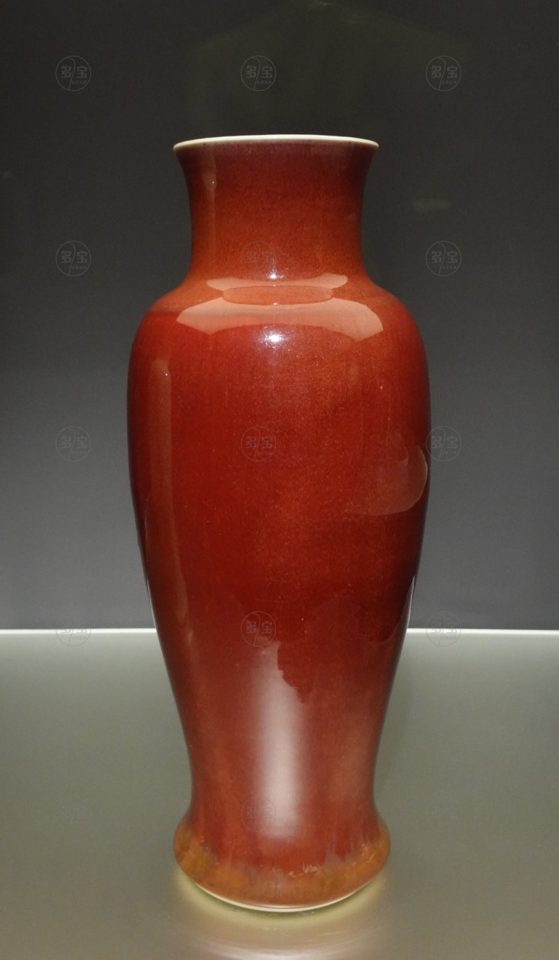 清康熙(1662 -1722) 郎窯红釉觀音尊