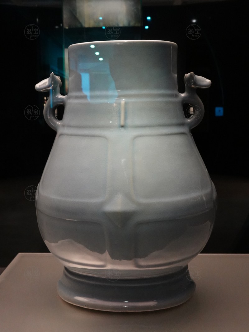 清雍正（1729-1735） 仿汝釉雙牺耳尊 - 图2