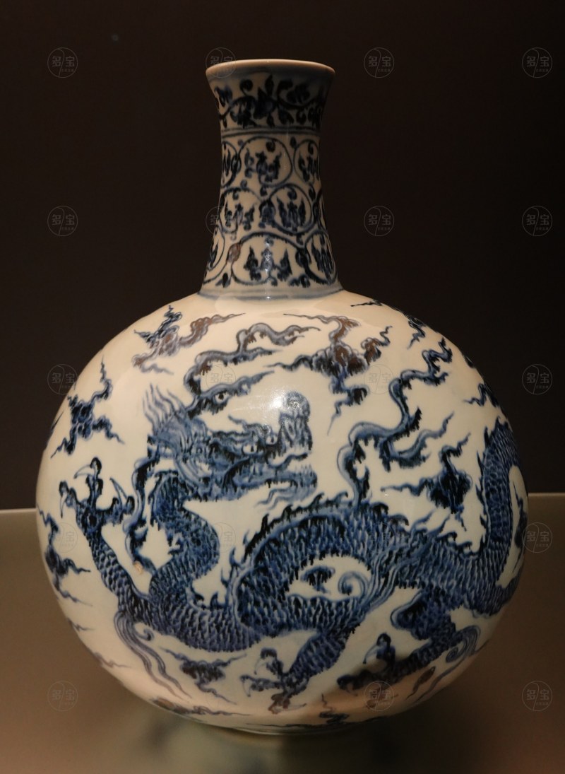 明永樂（1403-1424) 青花雲龍纹大扁壶