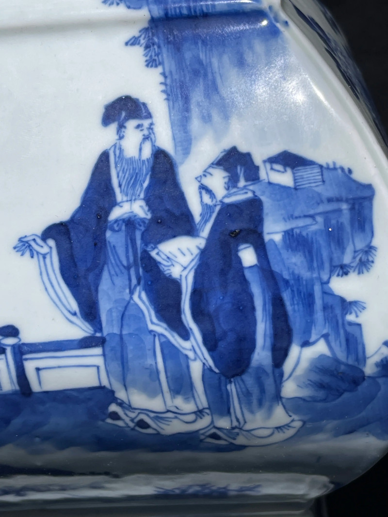 清中期 青花人物纹方瓶一对 - 图19
