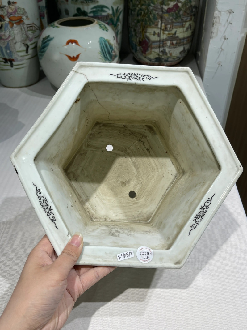 清代 粉彩花盆七件 - 图4