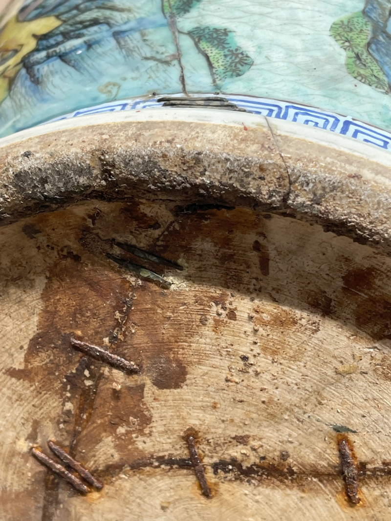 清乾隆 粉彩隋唐英雄纹大地瓶 - 图21