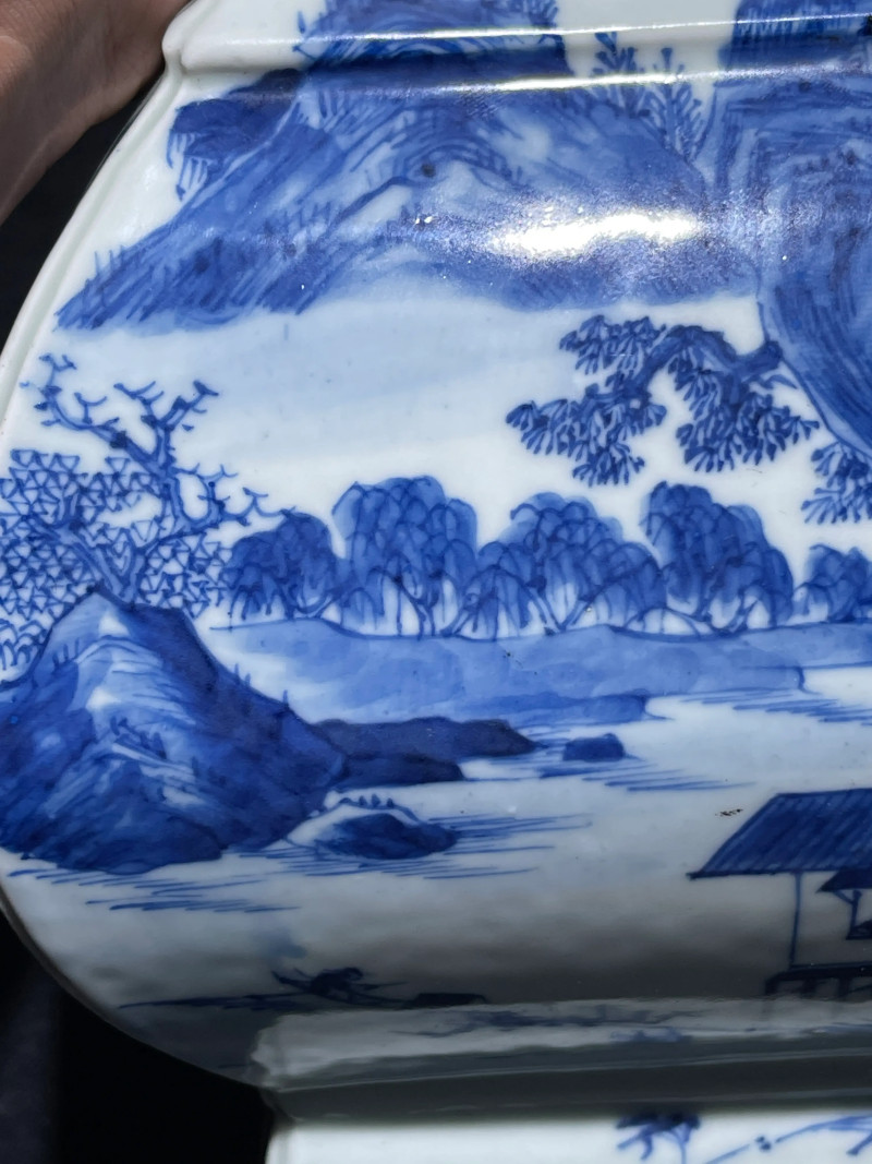 清中期 青花人物纹方瓶一对 - 图23