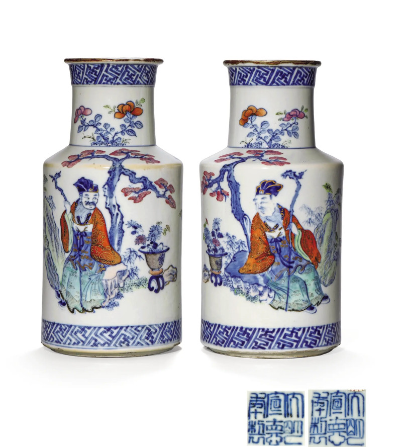 清中期 斗彩四爱图瓶一对