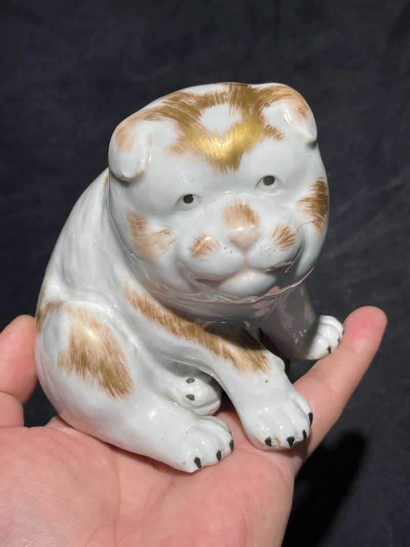 清晚期 白釉描金犬形瓷塑 - 图2