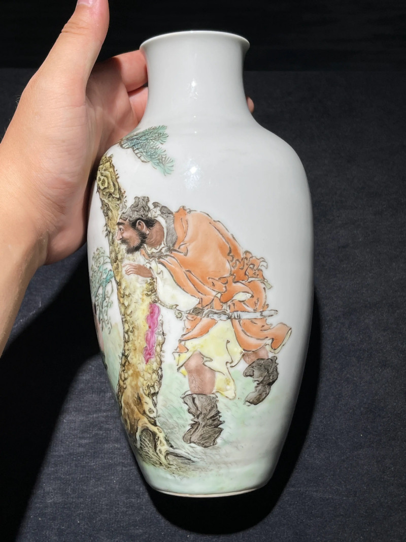 民国 粉彩驱邪降福纹莱菔瓶 - 图3