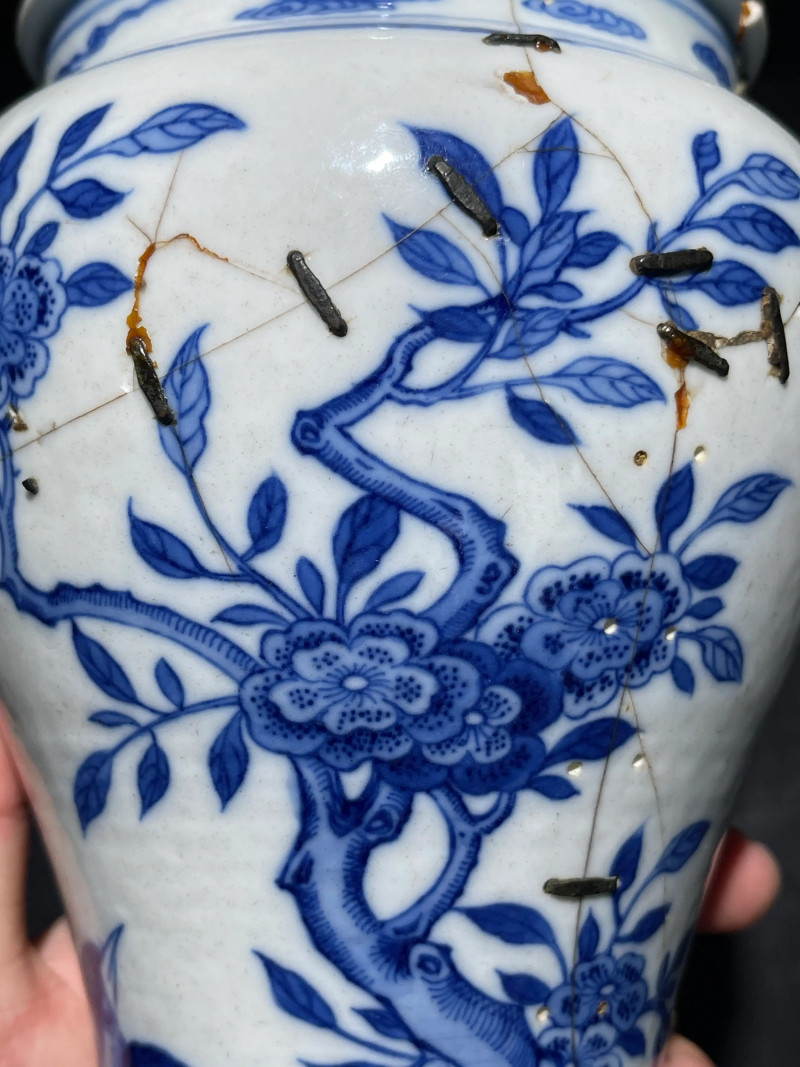 清乾隆 青花花鸟纹广口尊 - 图5