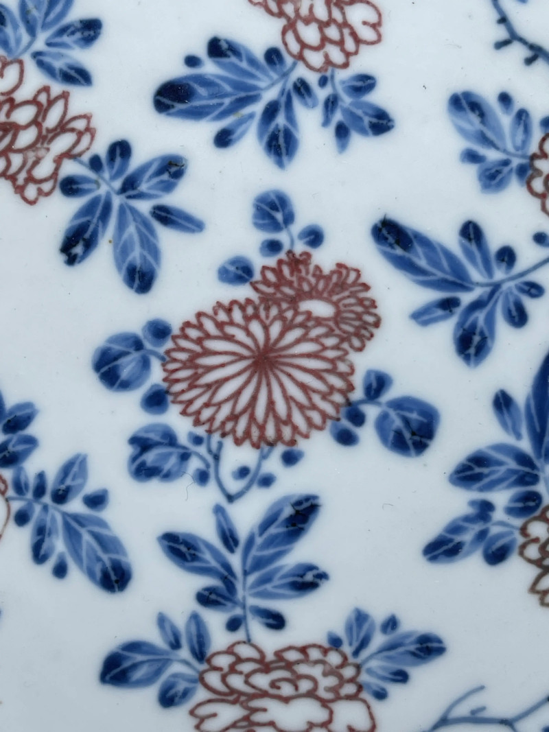 清康熙 青花釉里红花卉纹盘 - 图3
