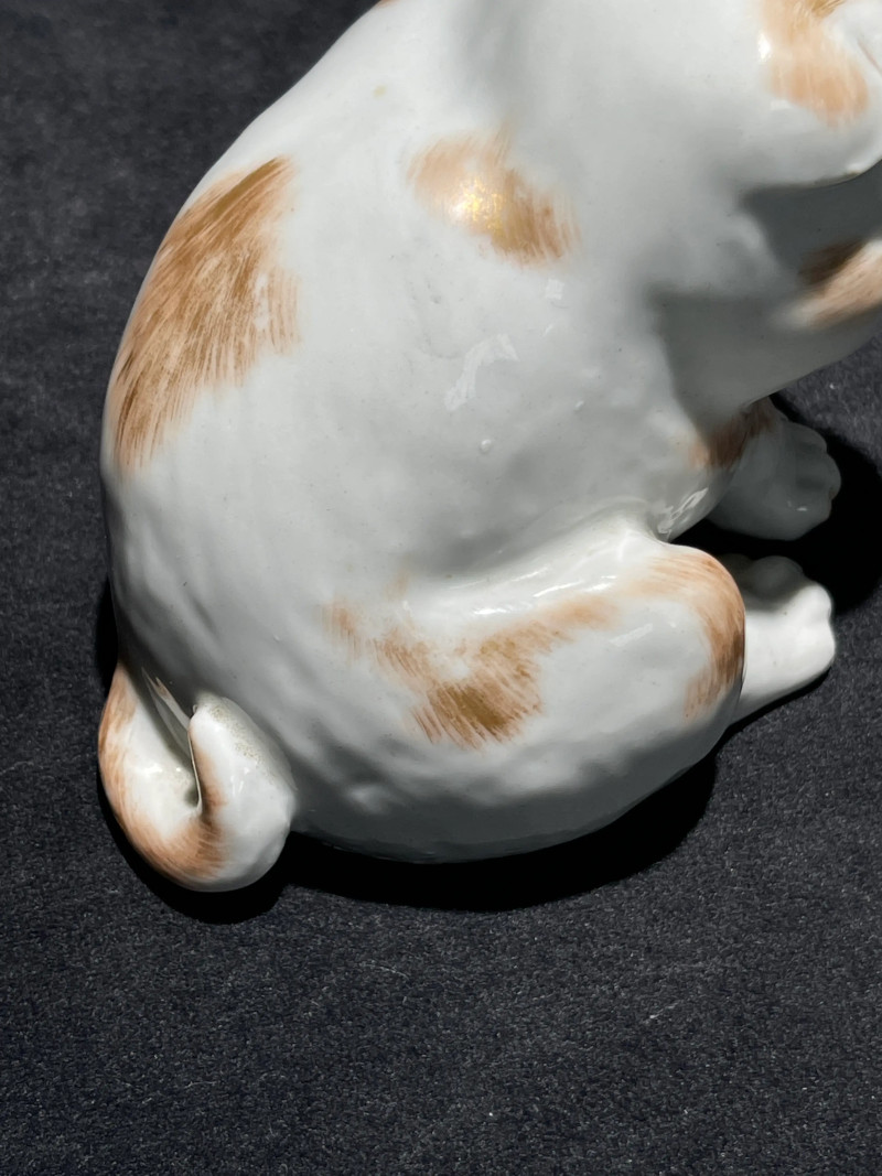 清晚期 白釉描金犬形瓷塑 - 图4