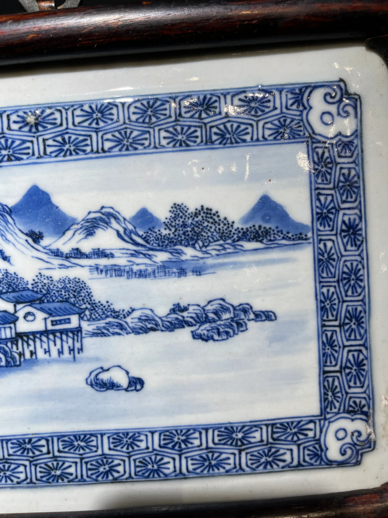 清乾隆 青花山水人物纹挂屏一对 - 图5