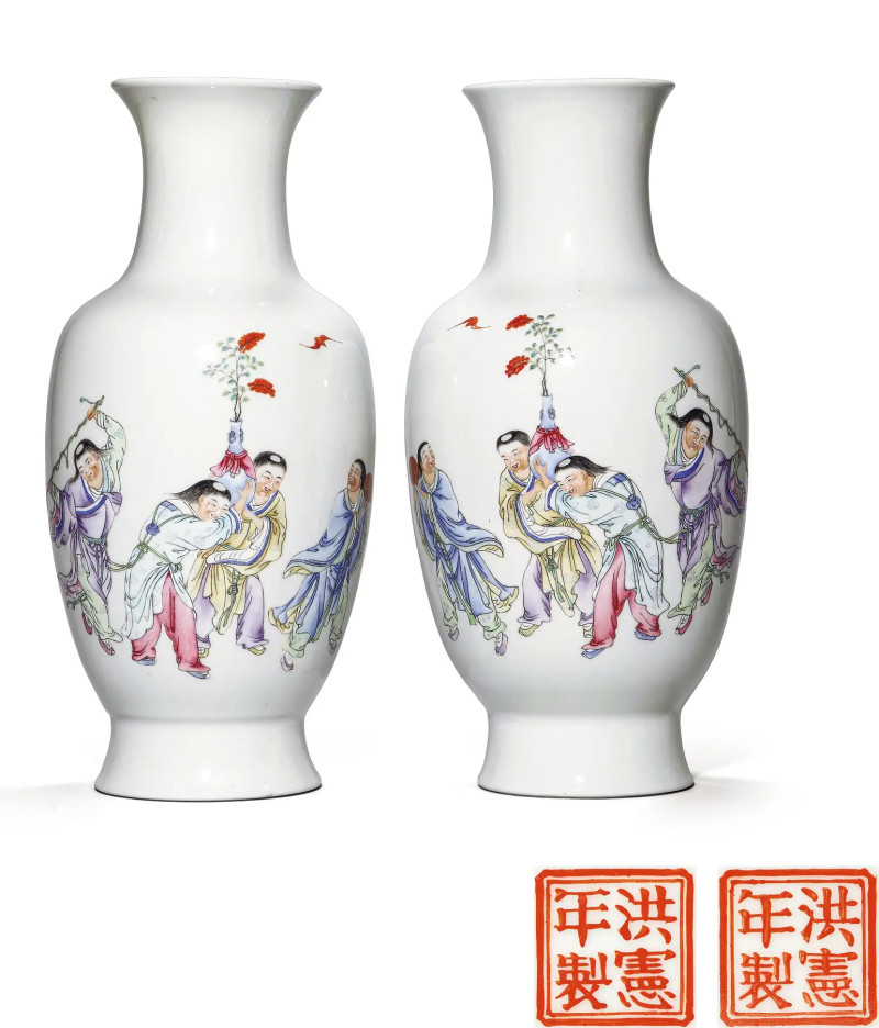 民国 粉彩四圣图瓶一对