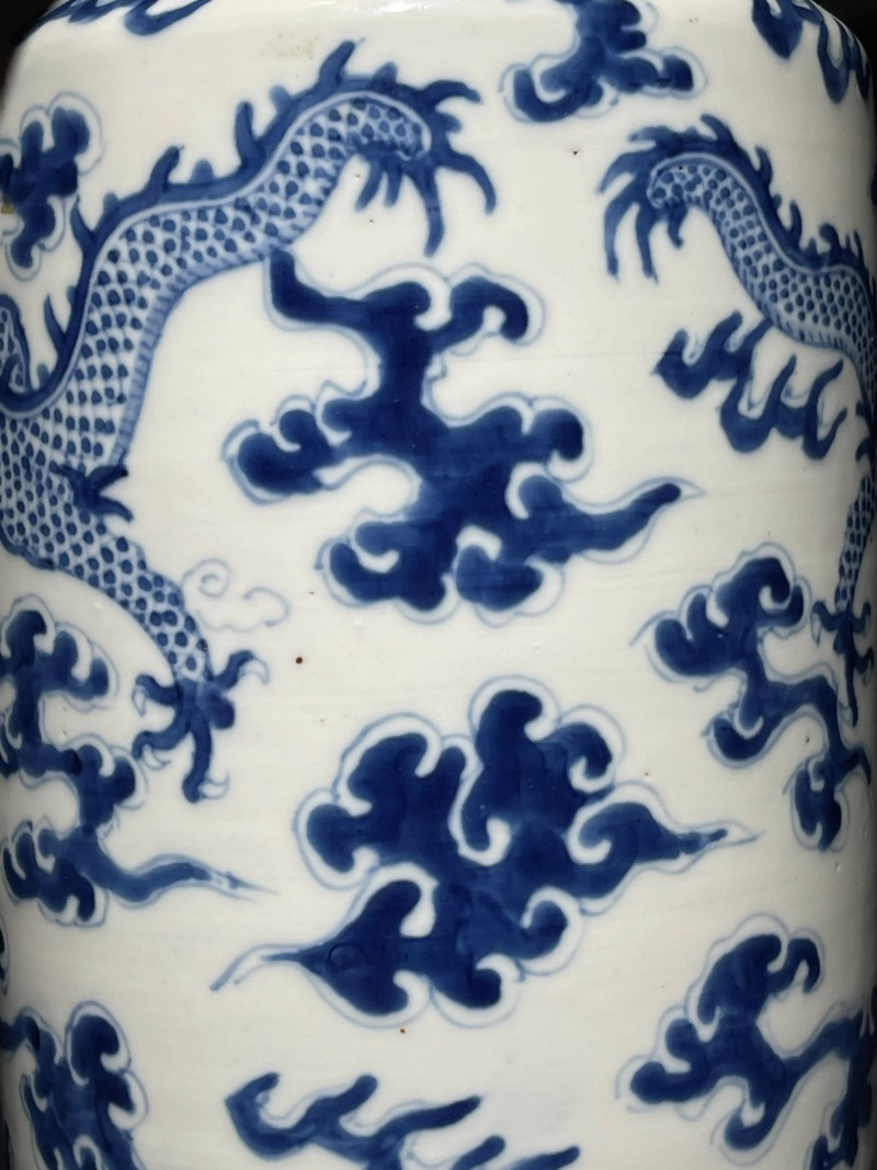 清晚期 青花云龙纹壮罐 - 图9