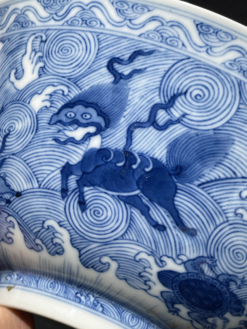 清道光 青花海八怪大碗一对 - 图5