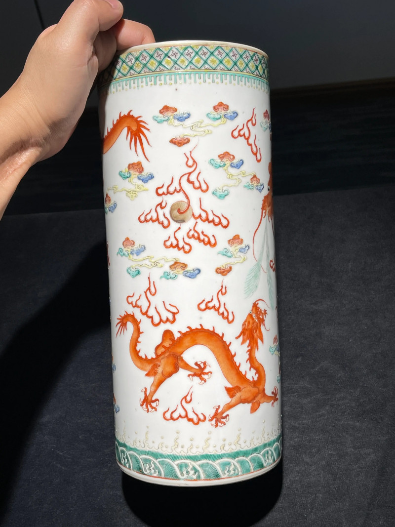 清光绪 粉彩苍龙教子纹帽筒 - 图5