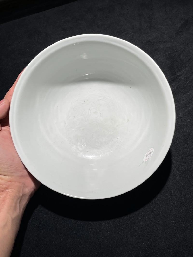 明晚期 白釉仿定模印喜鹿封侯纹大碗 - 图6