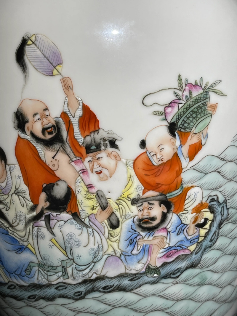 民国 粉彩八仙纹观音瓶 - 图6