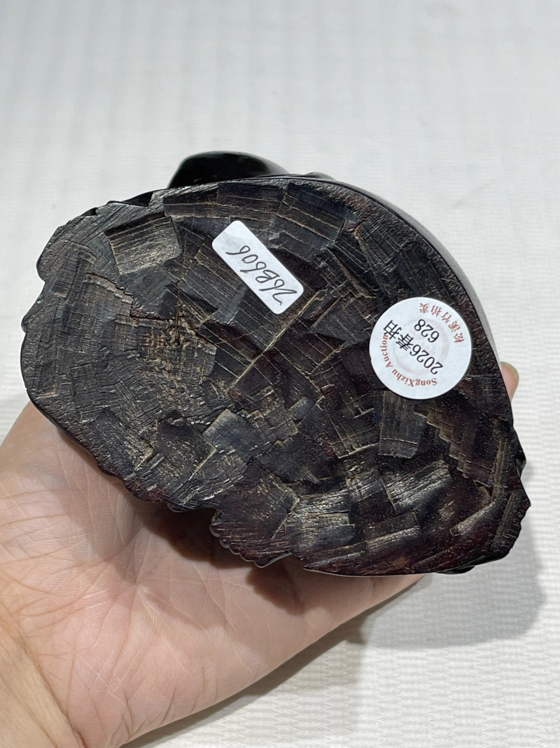 清代 紫檀木雕伏虎罗汉 - 图10