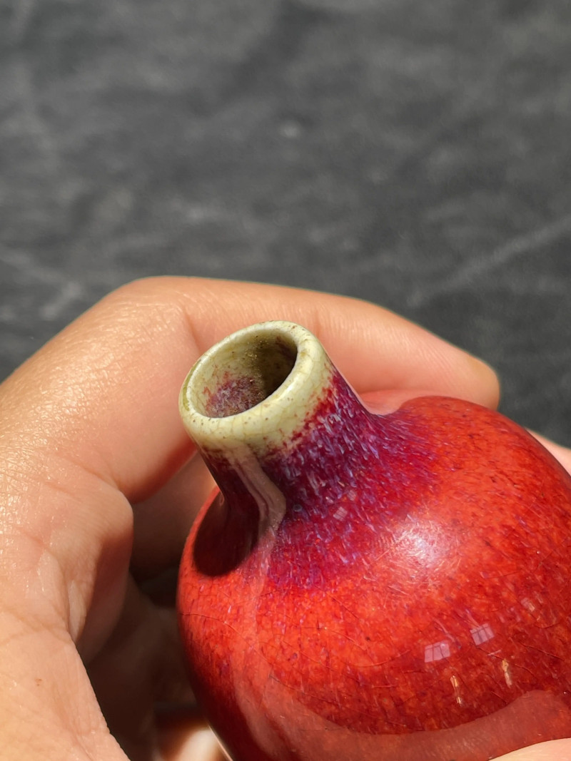 清乾隆 钧红釉小瓶一对 - 图6