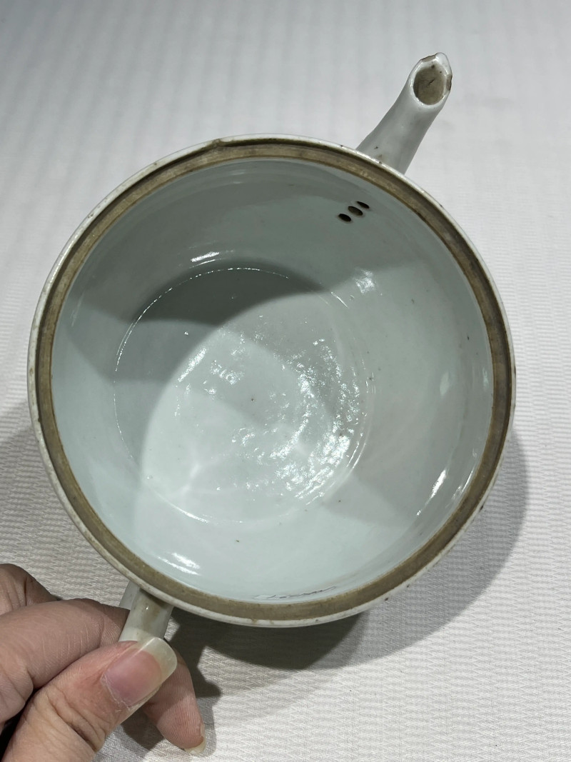 清代 粉彩茶壶一组十二件 - 图41