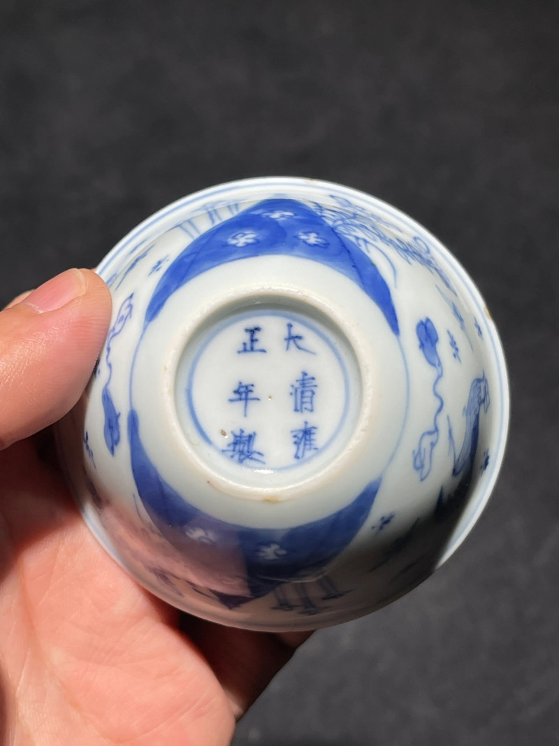 清雍正 青花鸡缸杯一对 - 图17