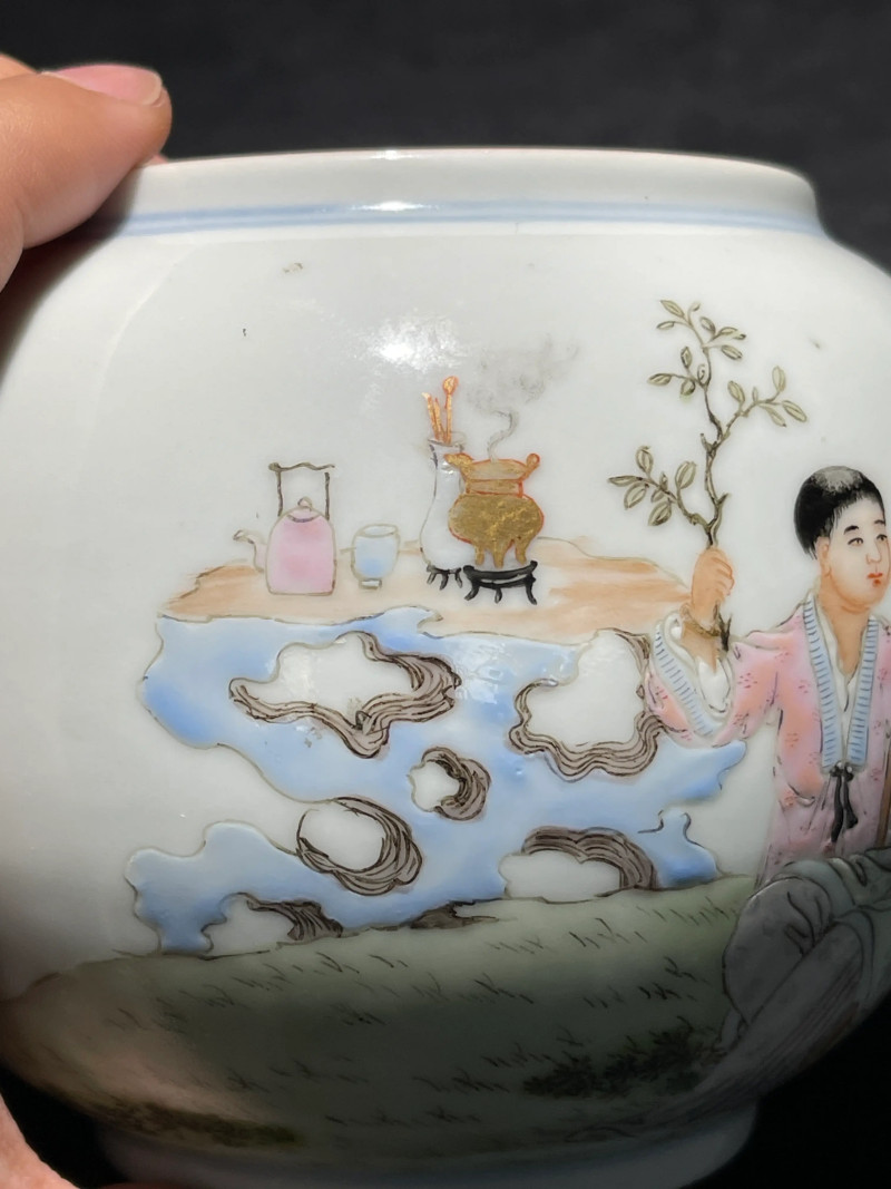 民国 粉彩人物纹盖罐 - 图8