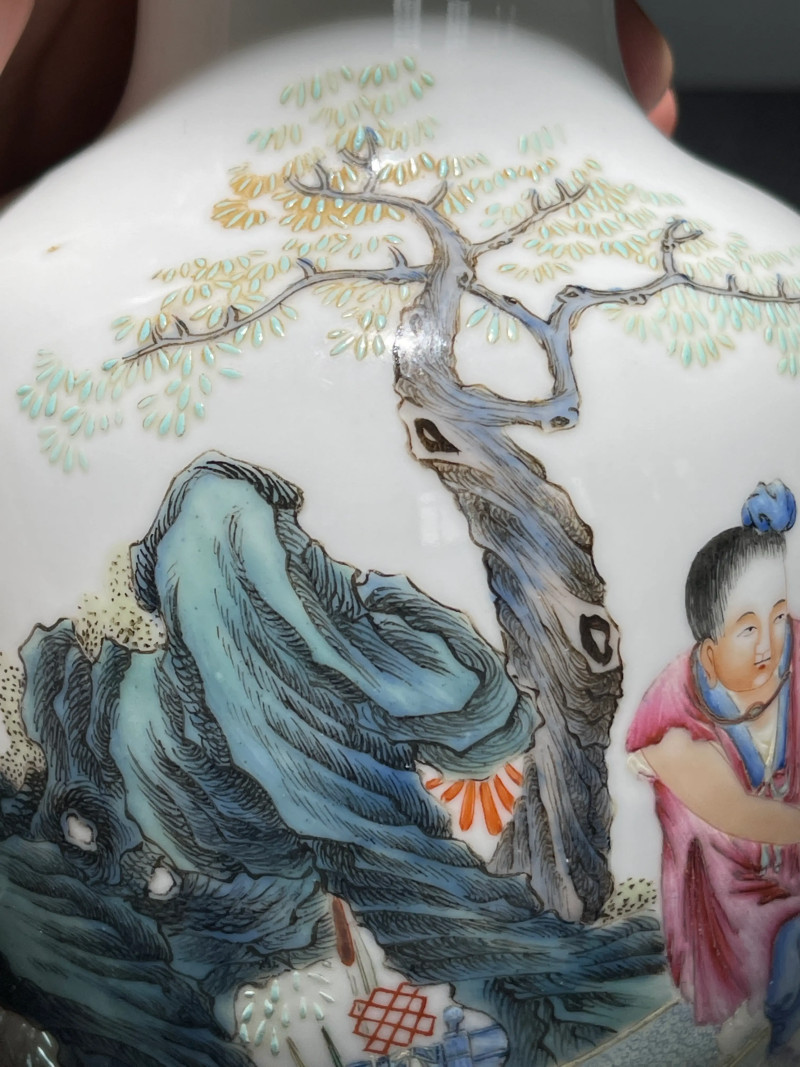 民国 粉彩婴戏纹瓶 - 图11
