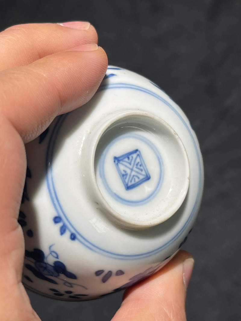 清康熙 青花鱼藻纹小杯一组五件 - 图32