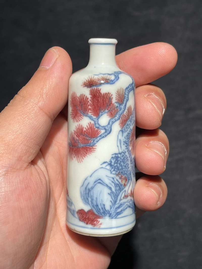 清中期 青花釉里红人物诗文鼻烟壶 - 图4