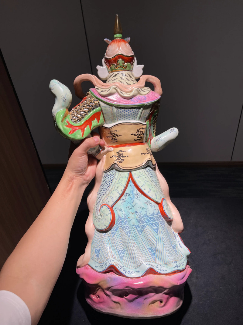 建国后 粉彩韦陀瓷塑 - 图7